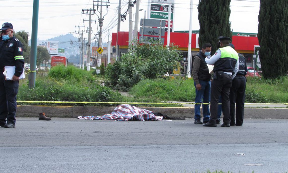 Teresa regresaba de dejar a su hija de la escuela murió atropellada