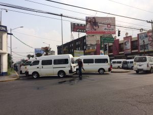 Protesta de chóferes en Nezahualcóyotl