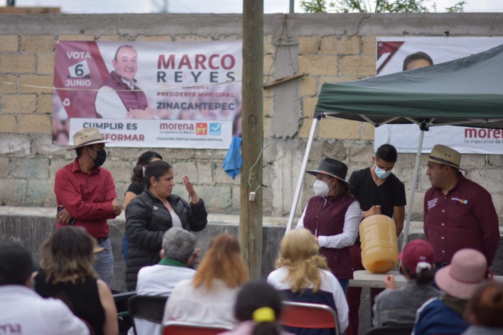 Atender rezago de pavimentación de calles en Zinacantepec, Marco Reyes