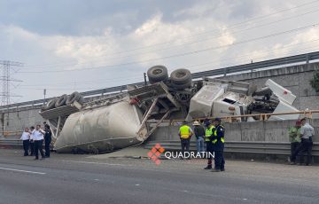 Se queda sin frenos y vuelca en la México Toluca - Noticias Estado de ...
