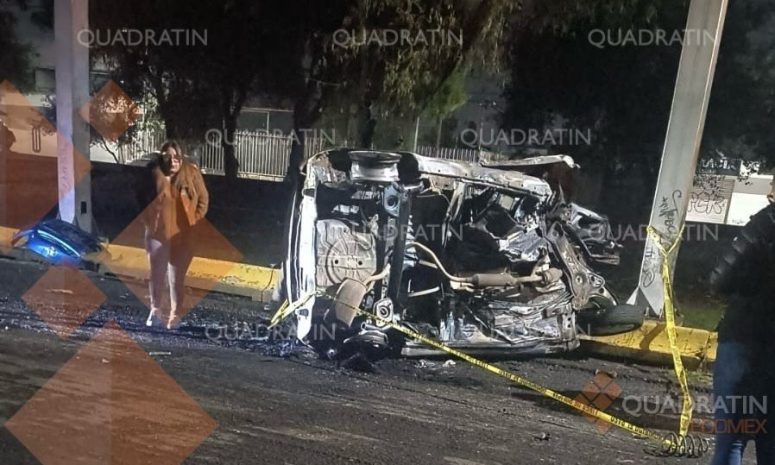 Muere conductor calcinado al chocar en Paseo Tollocan