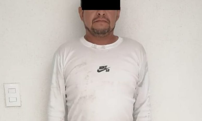 Detienen a 2 personas, presuntos asaltantes de estudiantes