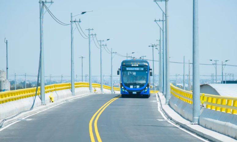 Inauguran Trolebús Chalco-Santa Martha; estas personas viajan gratis