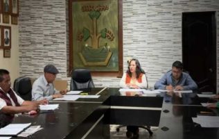 Solicita cabildo al Congreso destituir a la alcaldesa de Capulhuac