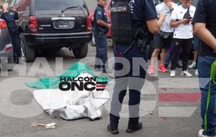 Asesinan a hombre en tianguis de Ecatepec