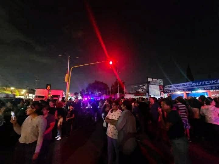 Bloqueo en Cuautitlán por falta de agua