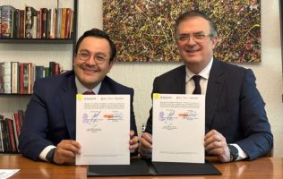 Apuesta por electromovilidad Edomex con alianza federal histórica