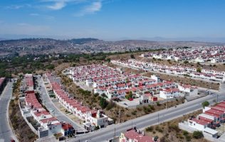 Arranca construcción de 71 mil viviendas en Edomex para los más pobres