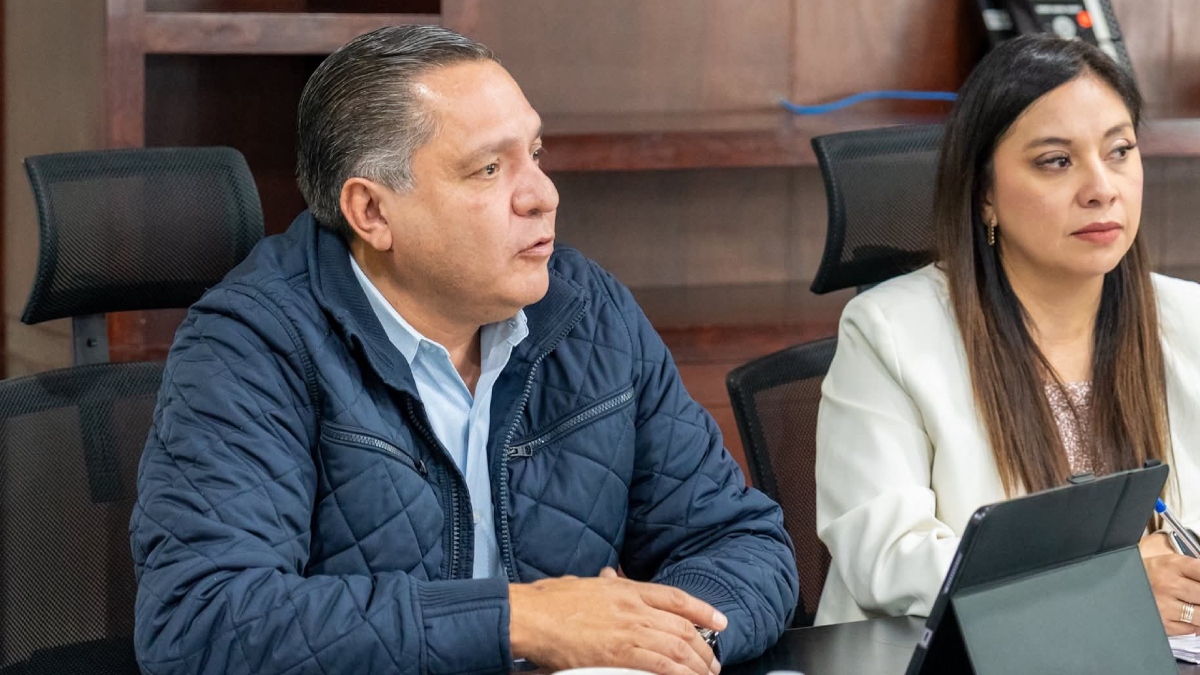 Acusa Ricardo Moreno a opositores de hackear su gobierno