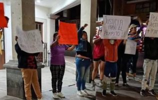Desviven a palazos a perrito callejero de Lerma