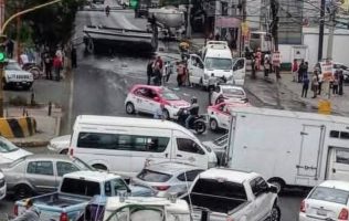 Accidente en la México-Texcoco deja más de una decena de lesionados