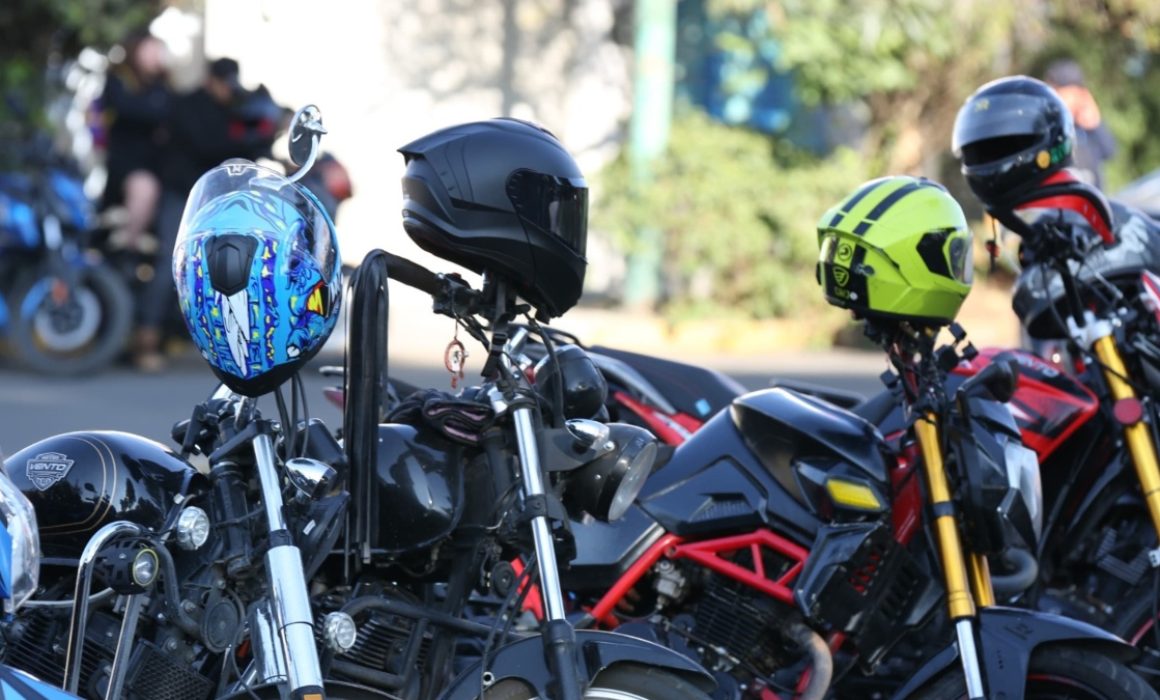 Refuerza Toluca cultura vial: ¿Usas casco al andar en moto?