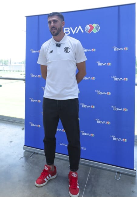 Paulinho ante los medios