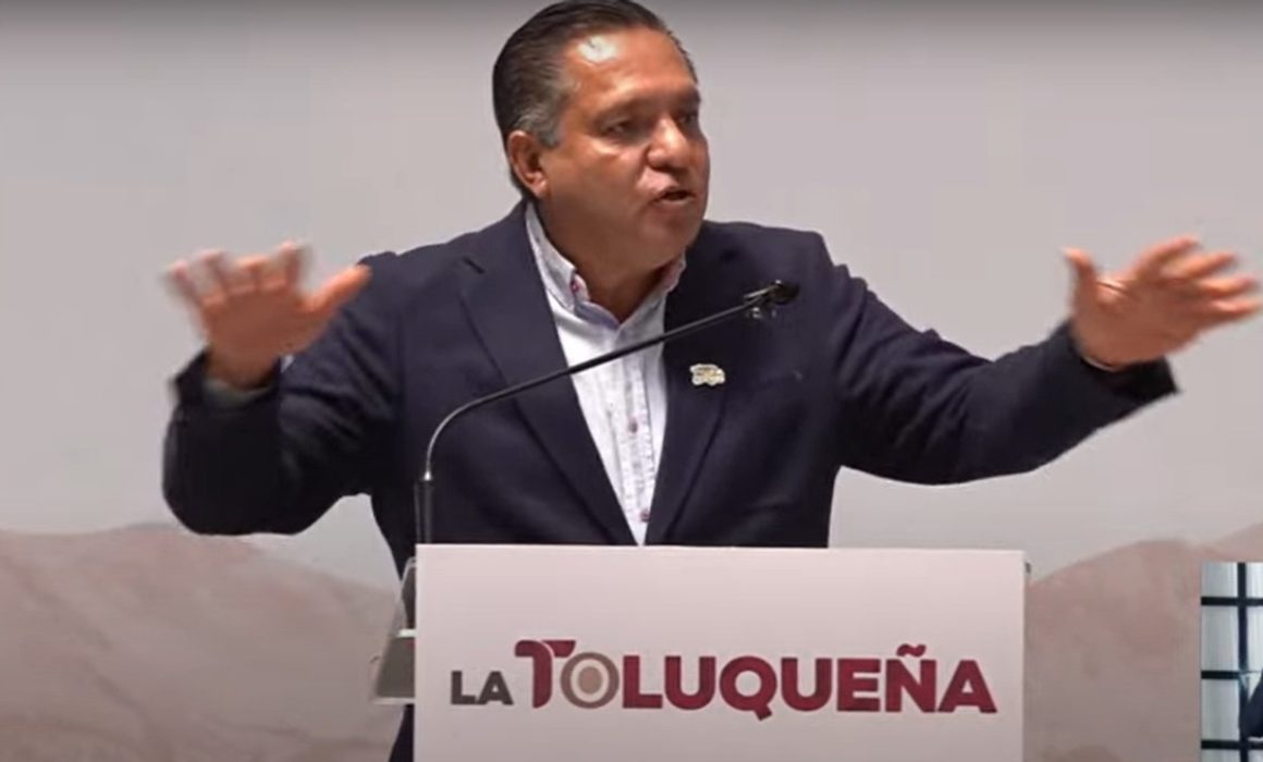 Usa recursos públicos Ricardo Moreno para investigar a sus críticos