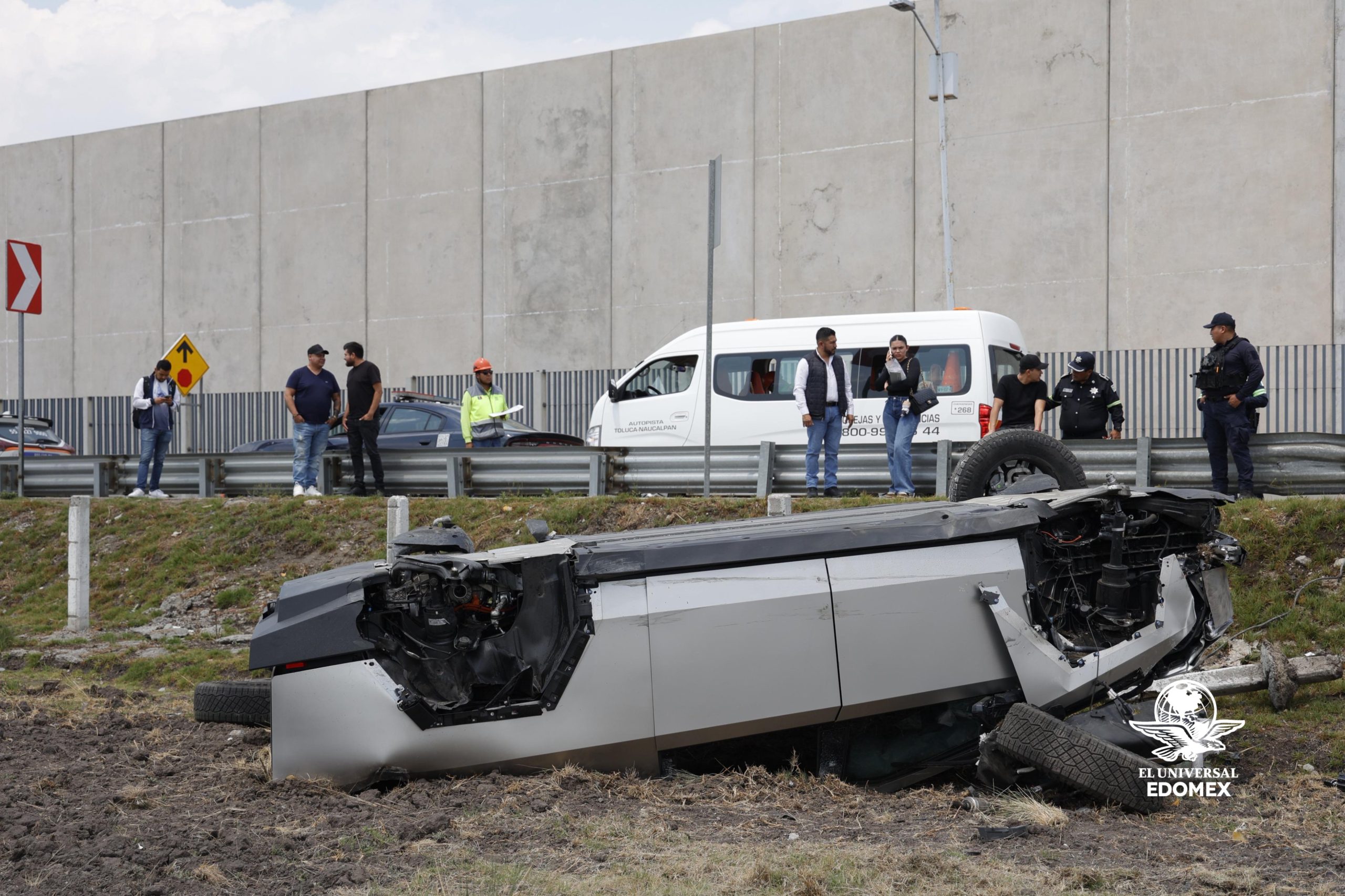 Volcadura de Tesla Cybetruck