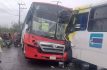 Atienden rápido choque entre camiones en Calixtlahuaca; hay heridos