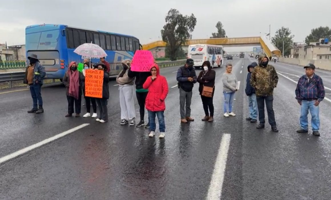 Bloquean la México Pachuca