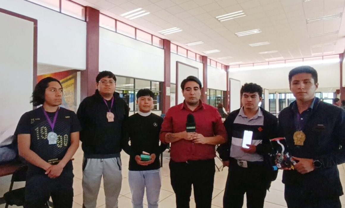 Buscan apoyo Alumnos del TESCHA para ir a una competencia internacional