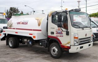 Ciudadanos de Neza rechazan camiones de basura