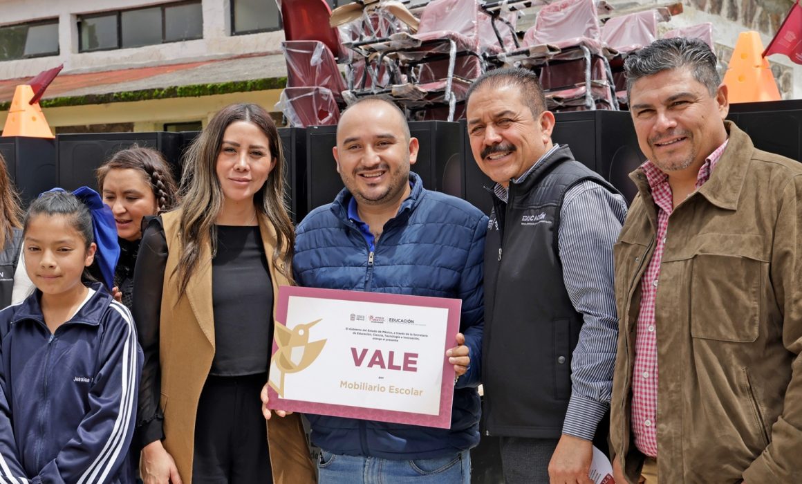 Destina 13 mdp Delfina Gómez a escuelas mexiquenses