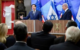 Evacúa EU a diplomáticos en Israel ante escalada del conflicto con Irán