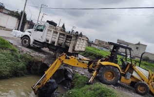 Instalan costalera por miedo a inundaciones en Toluca