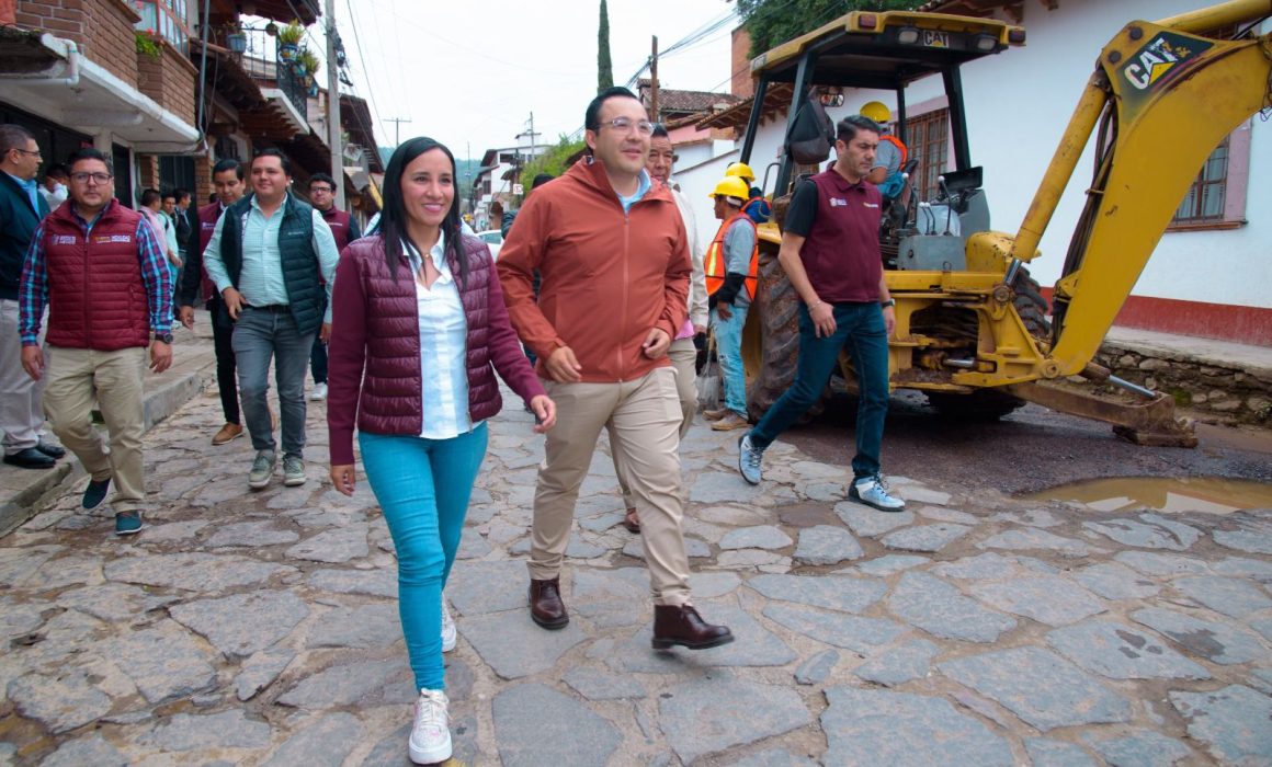 Modernización en Valle de Bravo transforma principal avenida turística