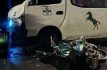 Pierde la vida motociclista al impactar con transporte público en Texcoco