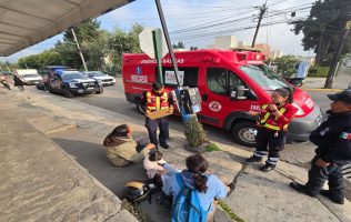 Regaña policía de Toluca a accidentados y amenaza con multarlos