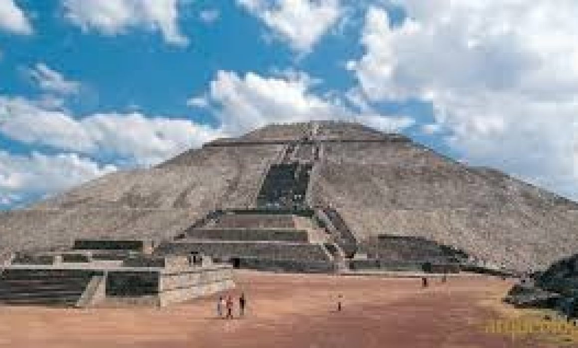 Quieren abrir el ascenso a la Pirámide del Sol previo al Mundial 2026