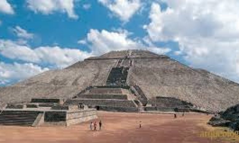 Quieren abrir el ascenso a la Pirámide del Sol previo al Mundial 2026