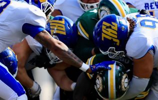 Logran Raptors primera victoria en LFA