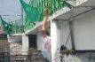 Realizan performance en puente de la UAMex
