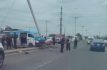 Unidad de transporte público se impacta en autopista México Pachuca