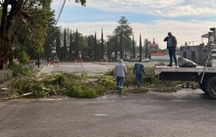Atienden a la población de Acolman después de las lluvias