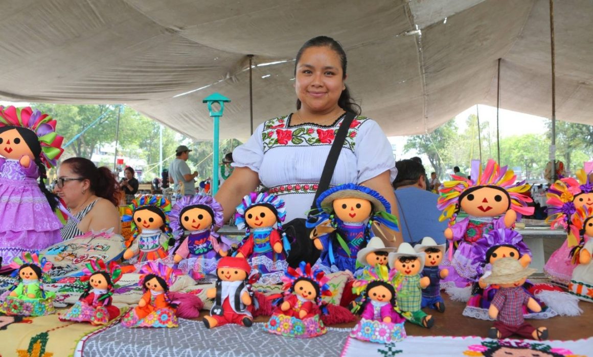 Asiste al el Primer Encuentro Artesanal Intermunicipal en Ecatepec