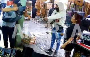 Captan robo a mano armada en verdulería en Chalco, Edomex