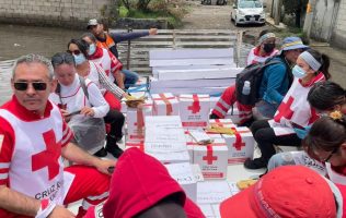 Olvidan políticos a los de Atenco; acude la Cruz Roja a su rescate