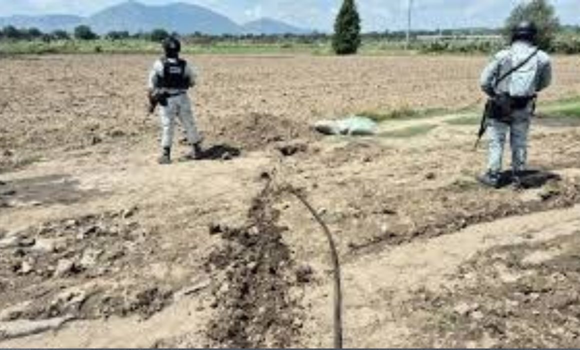 Detectan y cierran punto ilegal de extracción de combustible en Edomex