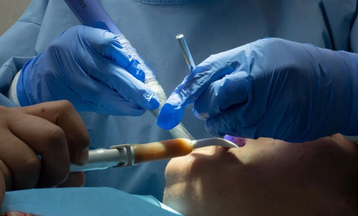 Fortalece ISSEMYM salud bucal y lenguaje en pacientes con Síndrome de Down