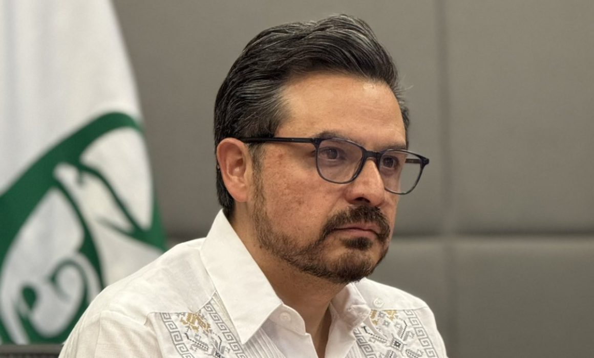 Se quedaría Zoé Robledo sin visa en EU