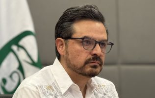 Se quedaría Zoé Robledo sin visa en EU