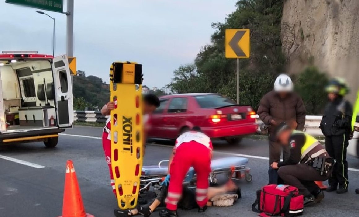 Cierre parcial en carretera Chamapa-Lechería por accidente vial