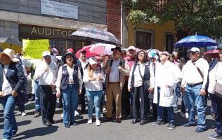 Alzan la voz trabajadores del sector salud de IMSS Bienestar en Toluca