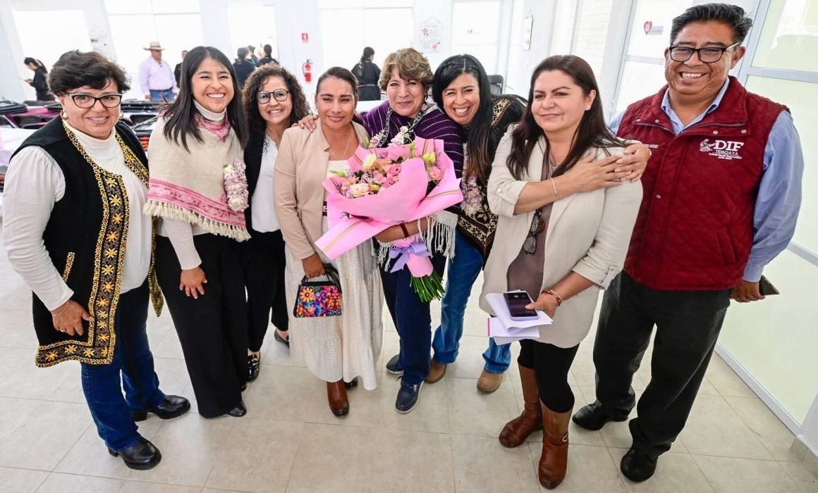 Apertura Delfina Gómez clínica de salud mental en Temoaya