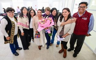 Apertura Delfina Gómez clínica de salud mental en Temoaya