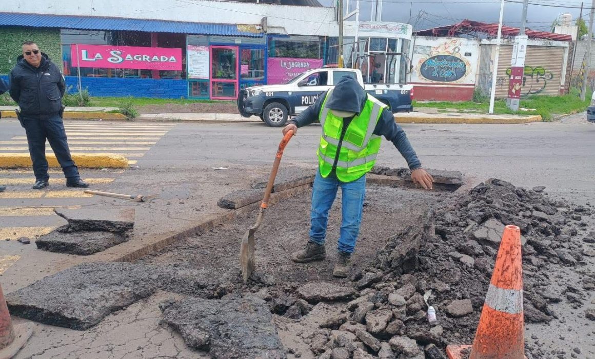 Arranca Gobierno de Amecameca operación bacheo