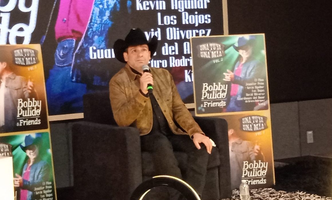 Deja Bobby Pulido la música por la política