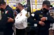 Captan a supuesto oficial robando en Neza
