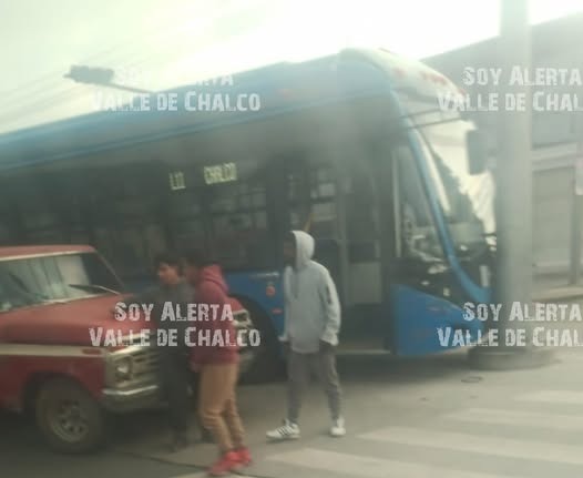 Choca Trolebús contra un poste electrico en Chalco, Edomex - Quadratín ...